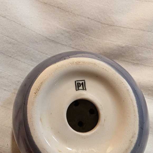 Pier 1 salt and pepper shakers. Spring. Easter egg. - Picture 5 of 6